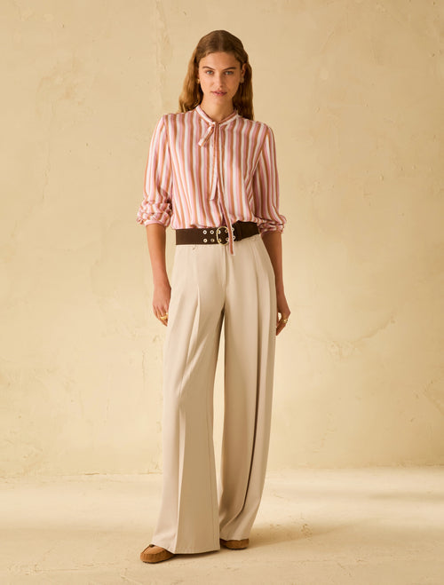 Pantaloni ampi in tessuto fluido